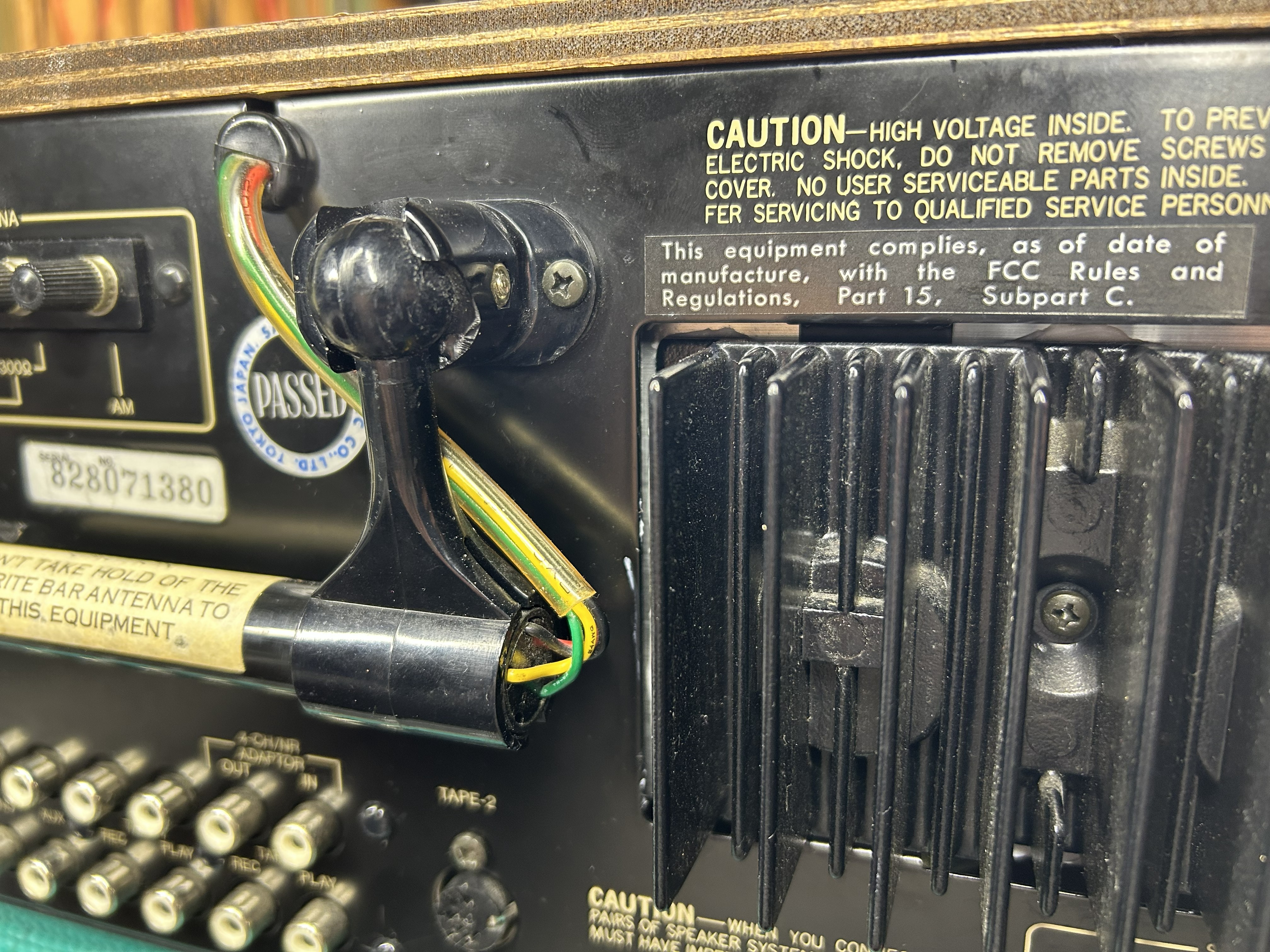 Sansui G-5000 rear panel detail